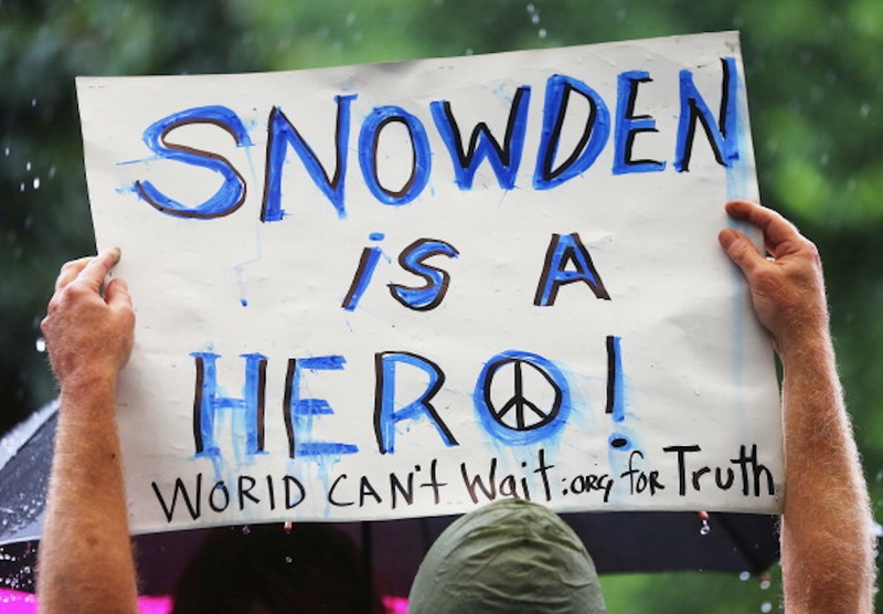 Illustration for article titled NSA surveillance scandal: Major legal site shuts down over spying